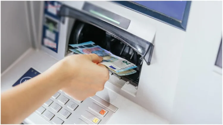 Fraude cibernético, pega en quincena a varios maestros