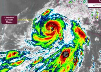 MÉXICO EN ALERTA Huracán Flossie se fortalece en Pacífico