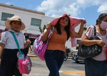 Crisis por calor extremo deja 39 muertes en México y más de mil casos atendidos