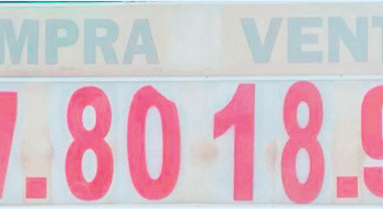 Baja del dólar impulsa compras en Laredo, Tx.