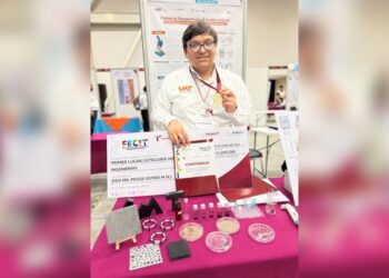Estudiante UAT investiga cura contra el cáncer