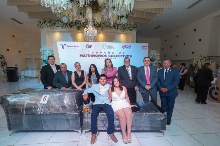 Formalizan su unión 83 parejas en Matrimonios Colectivos del DIF