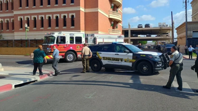EN LAREDO, TEXAS Alertan sobre bomba en tribunal de Webb