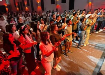 “DESAFÍO 2025: CONEXIÓN” El congreso juvenil que transforma vidas
