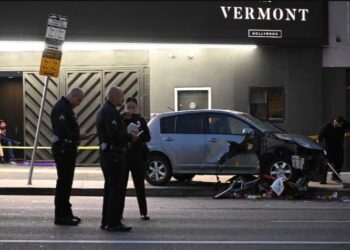 EN LOS ÁNGELES Atropellan a peatones; hay 30 heridos, siete en estado crítico