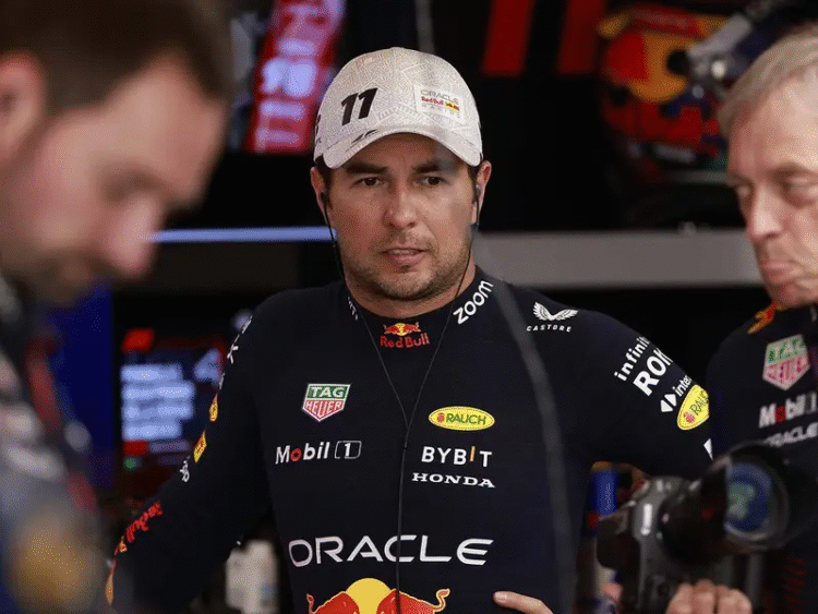 Checo Pérez enciende rumores con campaña que sugiere un nuevo comienzo