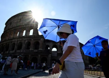 TEMPERATURAS RÉCORD Europa sufre consecuencias de calor; reportan 8 muertos