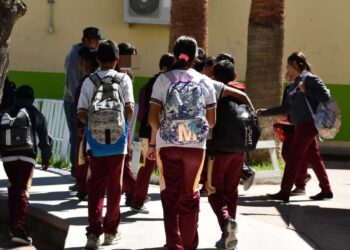 TODOS A ESTUDIAR Este lunes inicia el ciclo escolar 25-26