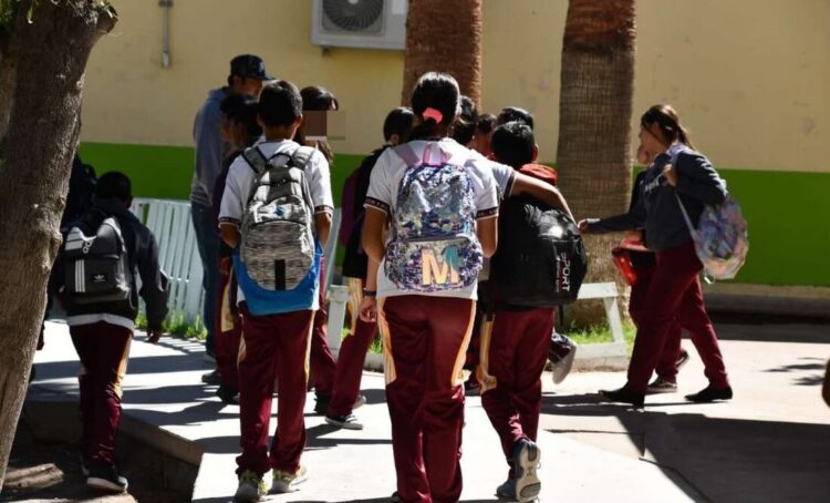 TODOS A ESTUDIAR Este lunes inicia el ciclo escolar 25-26