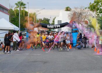 MÁS DE MIL 300 CORREDORES TIÑEN DE COLOR LA CARRERA JOVEN 2025