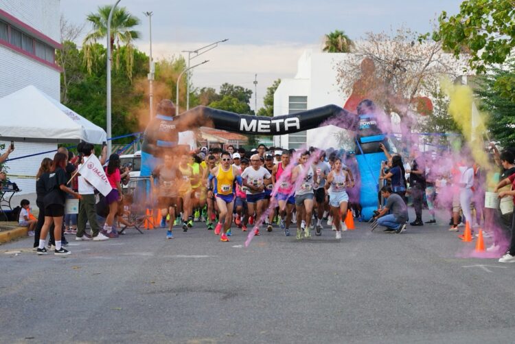 MÁS DE MIL 300 CORREDORES TIÑEN DE COLOR LA CARRERA JOVEN 2025