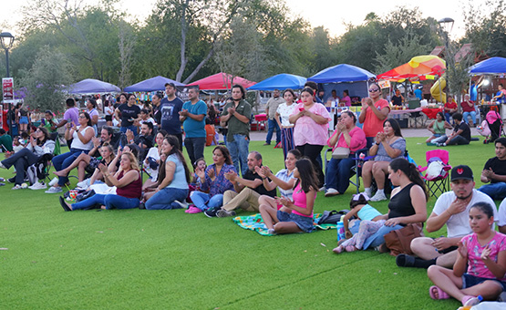 FAMILIAS DISFRUTAN DE UN DOMINGO CULTURAL EN EL PARQUE VIVEROS CON “JUNTOS POR EL ARTE Y LA CULTURA”