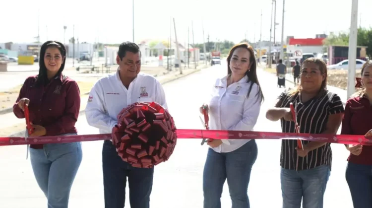 EN EL PONIENTE Entrega Carmen Lilia dos obras de infraestructura vial