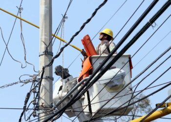 TRAS CONSTANTES APAGONES Exigen solución a CFE por fallas de energía