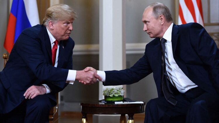 LE PONEN FECHA Anuncia Trump reunión con Putin en Alaska
