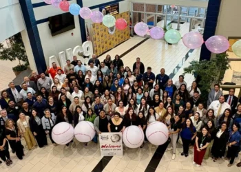 Refuerza UISD educación con 100 nuevos maestros