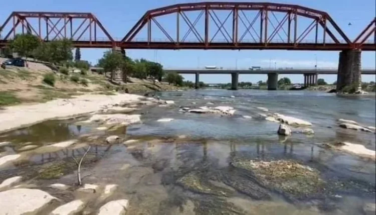 TRASVASES SECAN PRESAS Se agravan conflictos por agua