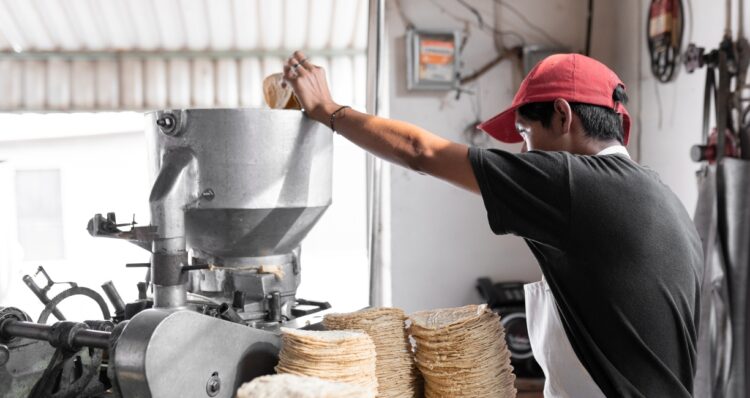 CONFIRMAN PRODUCTORES No habrá aumento en el precio de tortilla de maíz