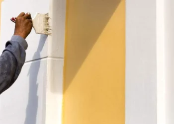 Facilita Gobierno municipal pintura de fachadas accesible