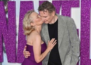 El falso romance de Pamela Anderson y Liam Neeson ¡Todo era un show!