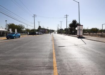 ALCALDESA CARMEN LILIA CANTUROSAS Cumple con más en obras en la colonia Francisco Villa