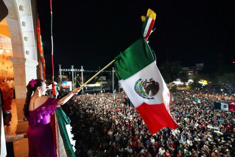 ¡VIVA MÉXICO! Vive Nuevo Laredo el Grito de Independencia