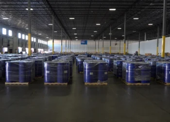 Aseguran químicos para metanfetaminas