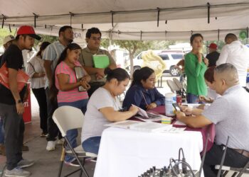 GRAN RESPUESTA CIUDADANA EN EL PROGRAMA “EMPLEO EN TU COLONIA” EN LA PLAZA MIGUEL HIDALGO