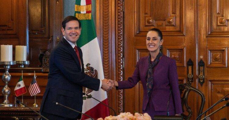 Marco Rubio llega a México para reunirse con Sheinbaum