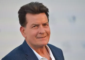 La fortuna que Charlie Sheen pagó para ocultar su VIH
