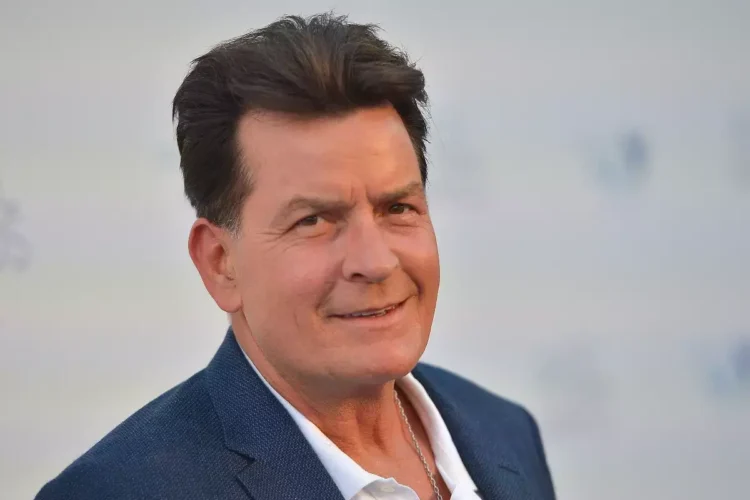 La fortuna que Charlie Sheen pagó para ocultar su VIH