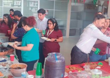 JURISDICCIÓN SANITARIA V Conviven empleados de Salud en fiesta mexicana