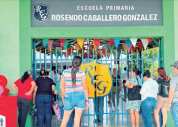 SIN CLASES EL VIERNES Docentes definen metas en el primer Consejo Técnico Escolar