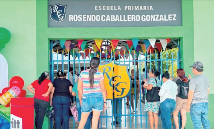 SIN CLASES EL VIERNES Docentes definen metas en el primer Consejo Técnico Escolar