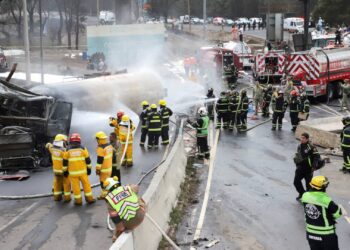 TRAS EXPLOSIÓN EN IZTAPALAPA Familiares de las víctimas reclaman atención y justicia