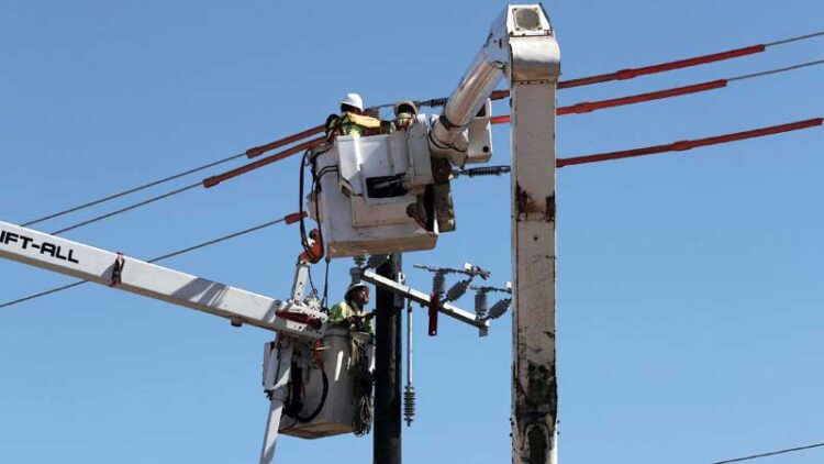 AMENAZA AVANZA A NUEVA ORLEANS Y ALABAMA Tormentas dejan sin luz a Texas