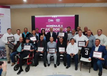 GOBIERNO MUNICIPAL Celebra legado deportivo de Tecolotes de los dos Laredos