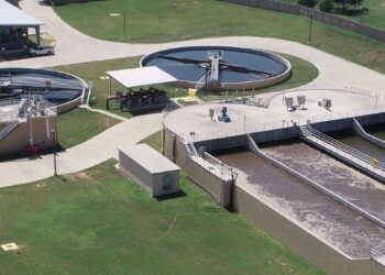 EN LAREDO TEXAS Detectan filtración de petróleo en sistema de aguas residuales