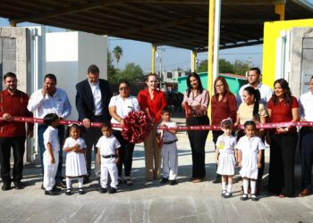COMPROMISO CON LA EDUCACIÓN Impulsa Carmen Lilia mejoras educativas