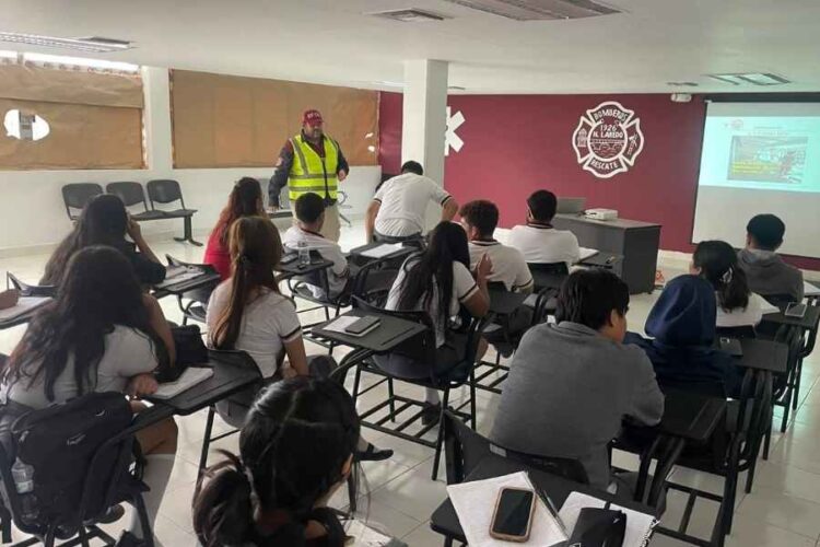 Capacitan nuevos bomberos ante próximas jubilaciones