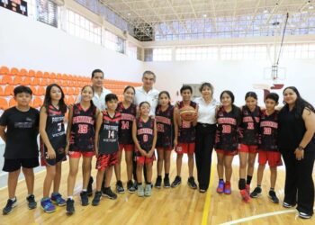 CON APOYO DE AMÉRICO Inicia torneo de básquetbol INDE Tamaulipas 2025