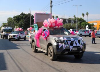 SE SOLIDARIZAN Realiza SST “Caravana Rosa”