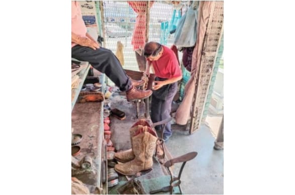 Bolero, un oficio ligado a la pulcritud que se niega morir