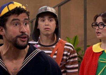 EN SKETCH DE ‘EL CHAVO DEL OCHO’ Bad Bunny imita a Quico