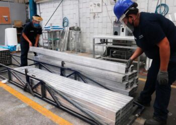 POR REDUCCIÓN DE JORNADA Teme iniciativa privada despidos y cierres