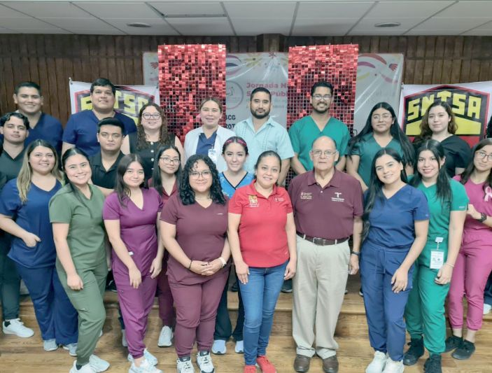 HONOR A QUIEN LO MERECE Rinden homenaje a médicos en la Jurisdicción Sanitaria V