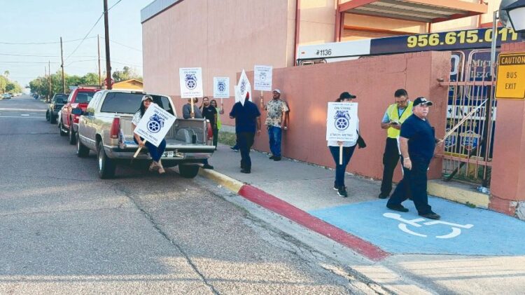 PARO LABORAL DE EL METRO Huelga afecta a más de 20 mil usuarios