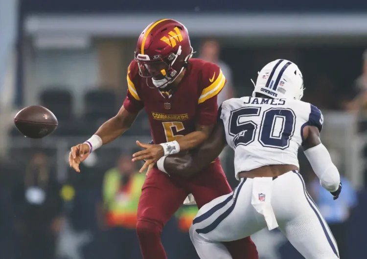 EN UN JUEGO HISTÓRICO Cowboys aplastan a Commanders