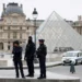 HISTÓRICO ROBO Intrusos irrumpen en el Museo Louvre de Francia