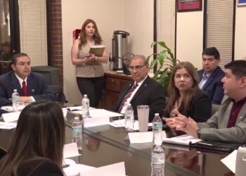 ALARMA EN LAREDO Analizan impacto local del cierre gubernamental